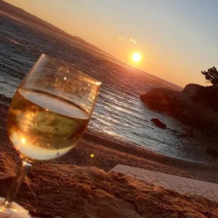 Luka Πανσιόν 3*