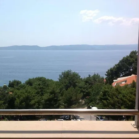 Guest house Luka Brela