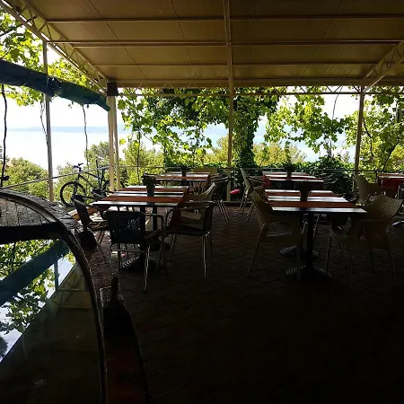 Guest house Luka Brela