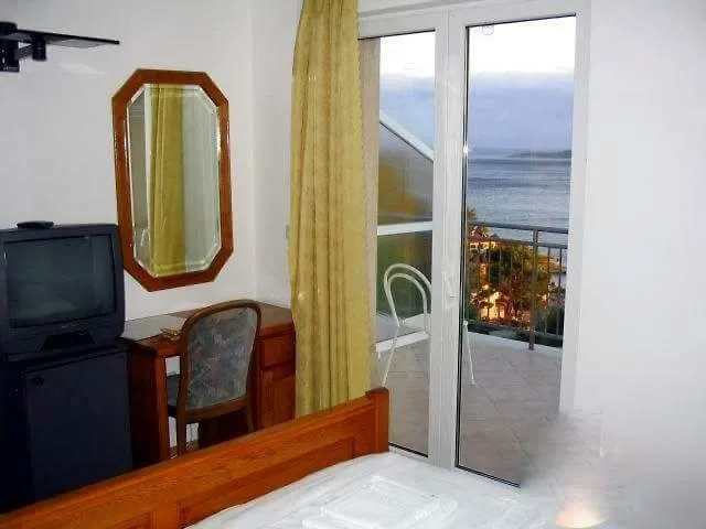 Affittacamere Luka 3*